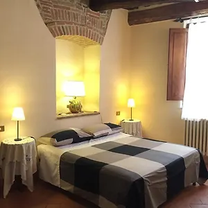 Petrella Bed & Breakfast Cortona